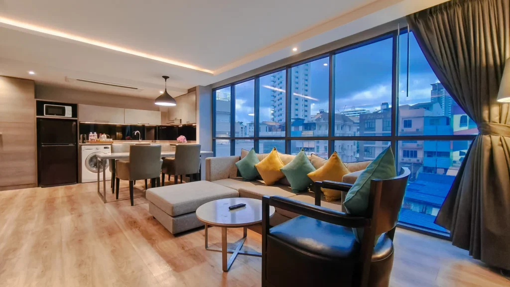 Why Citrus Suites Sukhumvit 6 is the Best Family Hotel in Bangkok 2 Large premier suite near BTS Nana perfect for business travelers