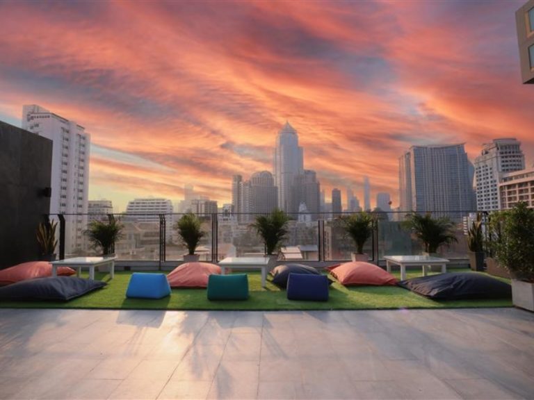 Rooftop With Sunset - Citrus Suites Sukhumvit 6